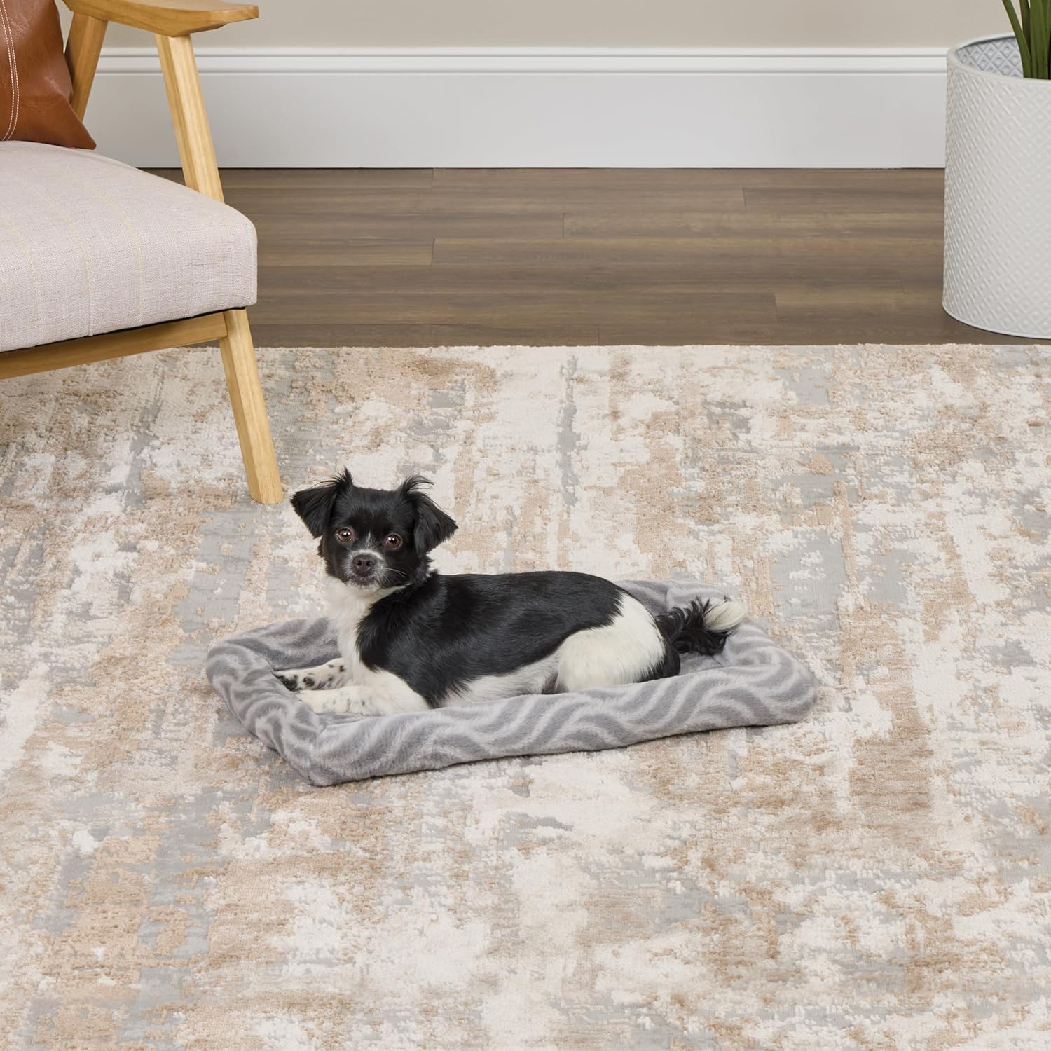 Top view of fleece-lined gray dog bed